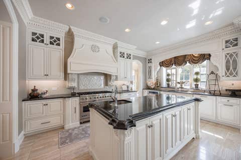 Tiny photo for 50 Baybrook Lane, Oak Brook, IL 60523 (MLS # 12668702)