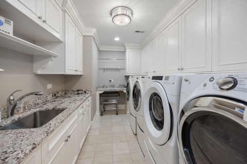 Tiny photo for 50 Baybrook Lane, Oak Brook, IL 60523 (MLS # 12668702)