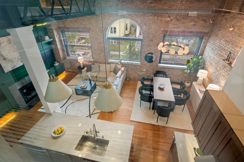 Tiny photo for 1117 W Barry Avenue #6, Chicago, IL 60657 (MLS # 12759183)