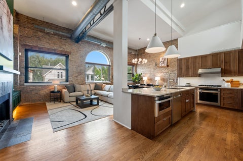 Tiny photo for 1117 W Barry Avenue #6, Chicago, IL 60657 (MLS # 12759183)