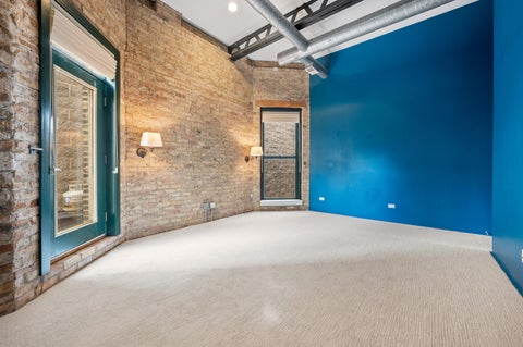 Tiny photo for 1117 W Barry Avenue #6, Chicago, IL 60657 (MLS # 12759183)