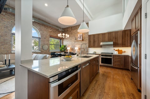 Tiny photo for 1117 W Barry Avenue #6, Chicago, IL 60657 (MLS # 12759183)