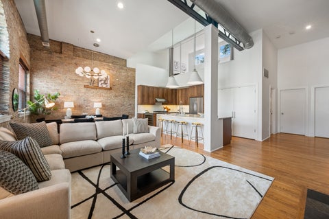 Tiny photo for 1117 W Barry Avenue #6, Chicago, IL 60657 (MLS # 12759183)