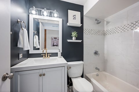 Tiny photo for 1117 W Barry Avenue #6, Chicago, IL 60657 (MLS # 12759183)