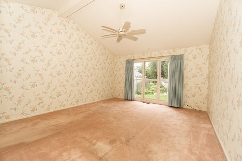 Tiny photo for 2157 N Lake Shore Circle, Arlington Heights, IL 60004 (MLS # 12758385)