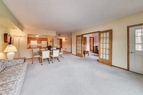Tiny photo for 1200 S Prospect Avenue #108, Elmhurst, IL 60126 (MLS # 12466494)