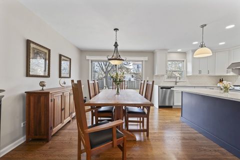 Tiny photo for 962 Thompson Boulevard, Buffalo Grove, IL 60089 (MLS # 12570456)