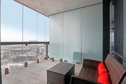 Tiny photo for 860 W Blackhawk Street #1102, Chicago, IL 60642 (MLS # 12586018)