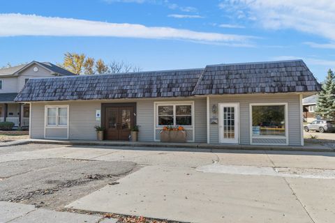 605 E Grant Highway Marengo IL 60152