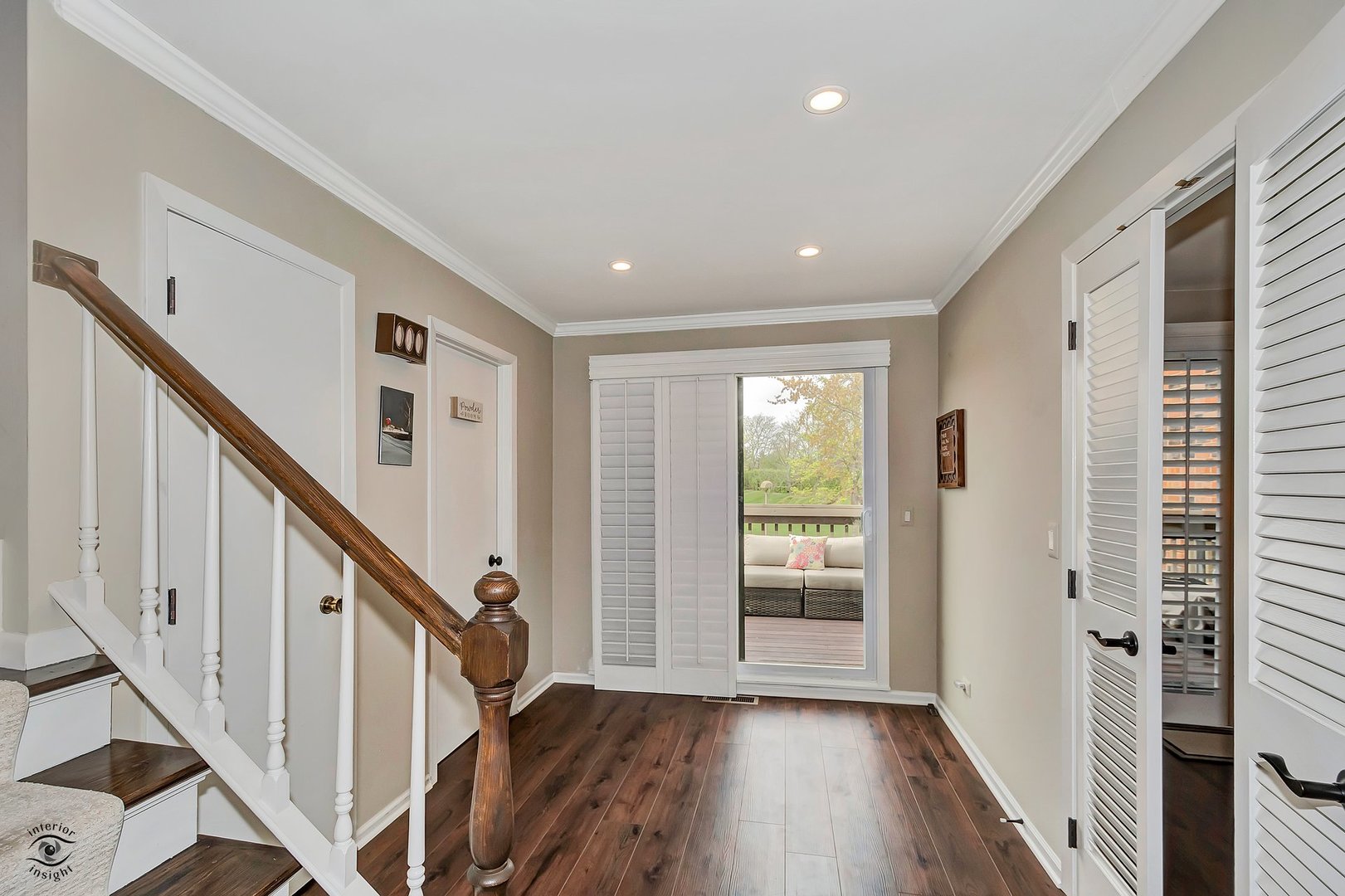 16 Lakeview Court