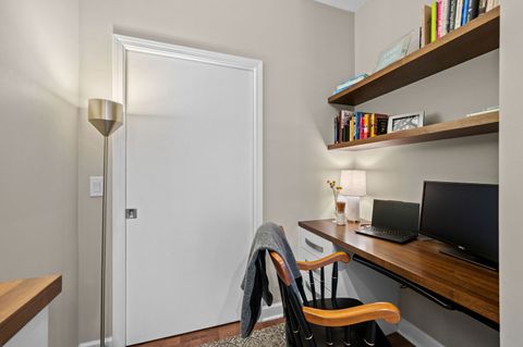 Tiny photo for 100 E 14TH Street #706, Chicago, IL 60605 (MLS # 12644105)