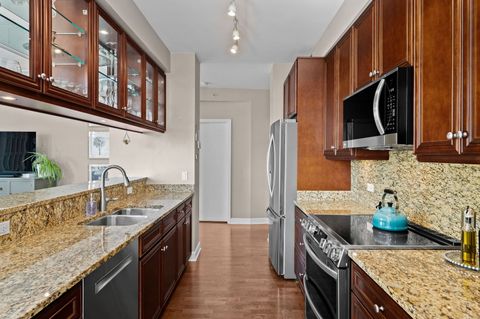 Tiny photo for 100 E 14TH Street #706, Chicago, IL 60605 (MLS # 12644105)