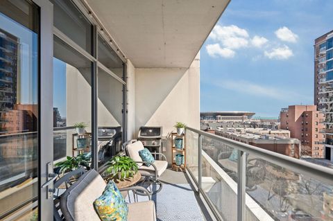 Tiny photo for 100 E 14TH Street #706, Chicago, IL 60605 (MLS # 12644105)