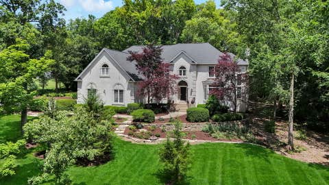 Photo of 36W244 Fieldcrest Drive, St. Charles, IL 60175 (MLS # 12679462)