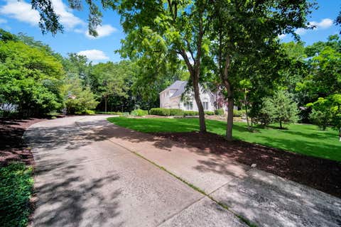 Tiny photo for 36W244 Fieldcrest Drive, St. Charles, IL 60175 (MLS # 12679462)