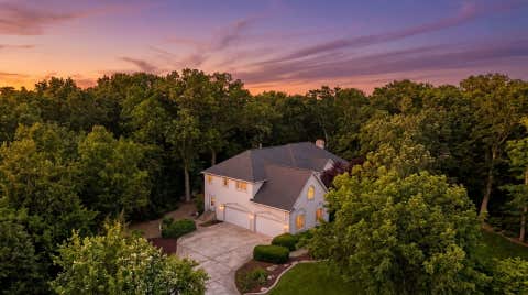 Tiny photo for 36W244 Fieldcrest Drive, St. Charles, IL 60175 (MLS # 12679462)