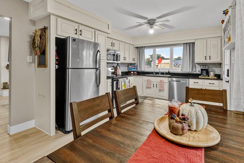Tiny photo for 406 Dixie Highway, Beecher, IL 60401 (MLS # 12754249)