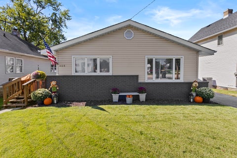 Tiny photo for 406 Dixie Highway, Beecher, IL 60401 (MLS # 12754249)