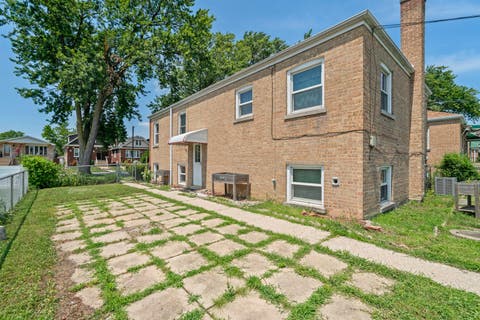 Tiny photo for 4017 Oak Park Avenue, Stickney, IL 60402 (MLS # 12691551)