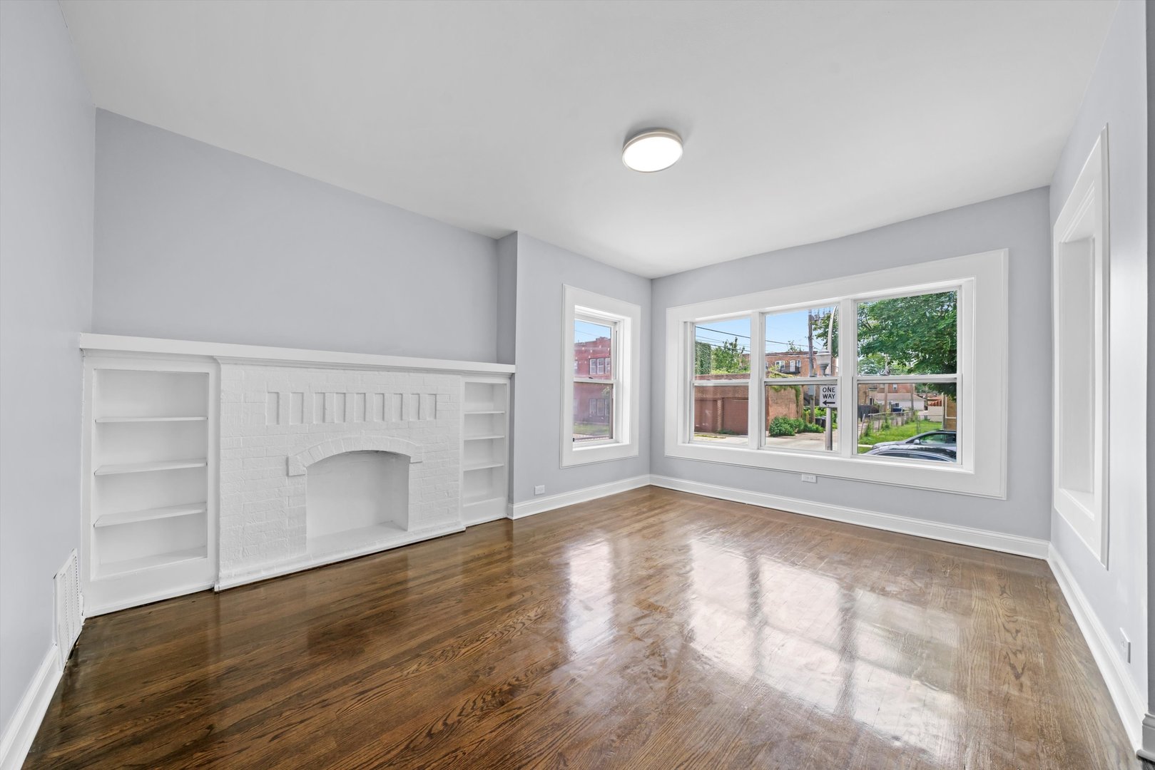 740 E 89th Street