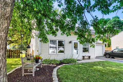 Tiny photo for 800 Newport Drive, Island Lake, IL 60042 (MLS # 12714231)