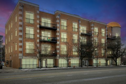 Tiny photo for 6425 W Touhy Avenue #2B, Chicago, IL 60646 (MLS # 12532238)