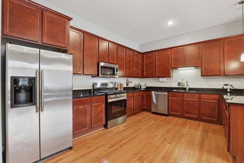 Tiny photo for 6425 W Touhy Avenue #2B, Chicago, IL 60646 (MLS # 12532238)