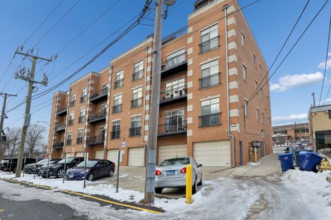 Tiny photo for 6425 W Touhy Avenue #2B, Chicago, IL 60646 (MLS # 12532238)