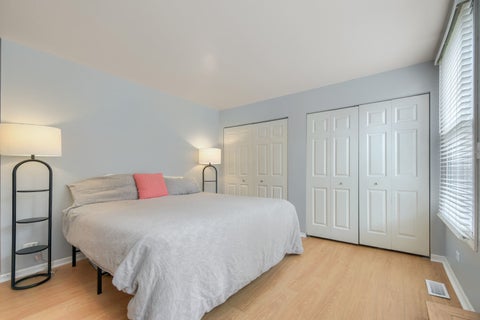 Tiny photo for 2660 N BOSWORTH Avenue #1NW, Chicago, IL 60614 (MLS # 12757203)
