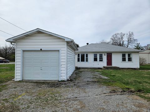 Photo of 706 S Division Street, Norris City, IL 62869 (MLS # 12598162)