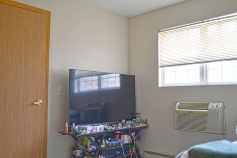 Tiny photo for 1584 W Crystal Rock Court #2B, Round Lake Beach, IL 60073 (MLS # 12387796)