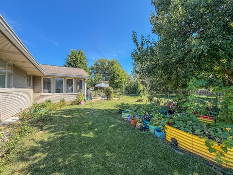 Tiny photo for 2235 Eden Drive, Charleston, IL 61920 (MLS # 12717763)