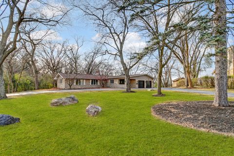 A home in Willowbrook