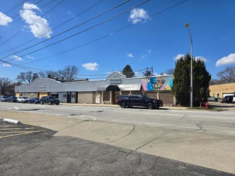 1062 Lee Street Des Plaines IL 60016