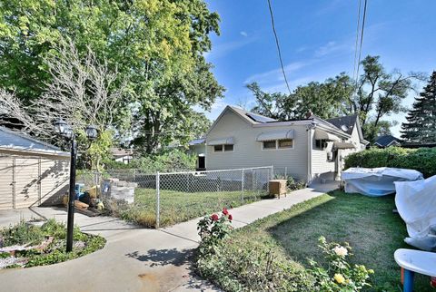 Tiny photo for 322 S WALNUT Street, Bensenville, IL 60106 (MLS # 12598185)