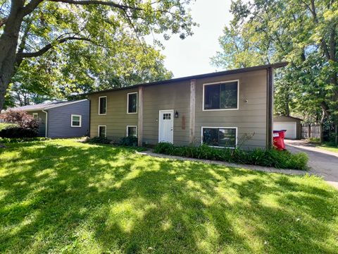Tiny photo for 2605 Trafalgar Square, Champaign, IL 61821 (MLS # 12433526)