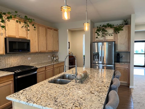Tiny photo for Mundelein, IL 60060 (MLS # 12752568)