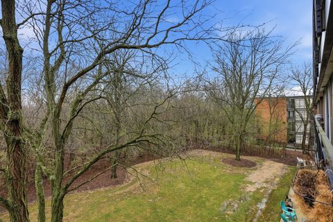 Tiny photo for 1833 Four Lakes Avenue #3F, Lisle, IL 60532 (MLS # 12610083)