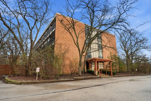 Tiny photo for 1833 Four Lakes Avenue #3F, Lisle, IL 60532 (MLS # 12610083)