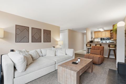 Tiny photo for 1833 Four Lakes Avenue #3F, Lisle, IL 60532 (MLS # 12610083)