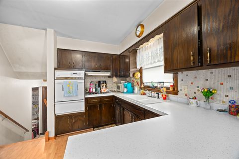 Tiny photo for 10624 S Michael Drive, Palos Hills, IL 60465 (MLS # 12508680)