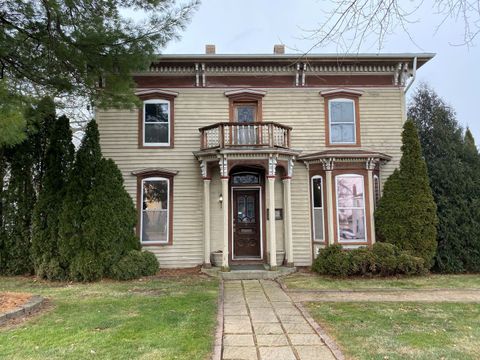 320 S State Street Marengo IL 60152