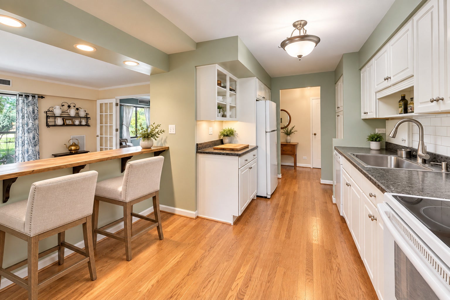1415 E Central Road 222C