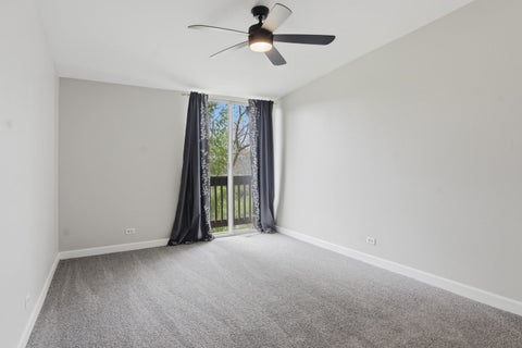 Tiny photo for 5500 Hillcrest Lane #4L, Lisle, IL 60532 (MLS # 12754514)