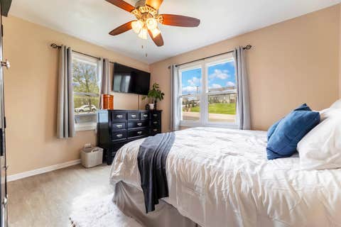 Tiny photo for 8820 W 85th Place, Justice, IL 60458 (MLS # 12688104)