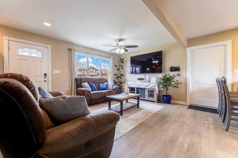 Tiny photo for 8820 W 85th Place, Justice, IL 60458 (MLS # 12688104)