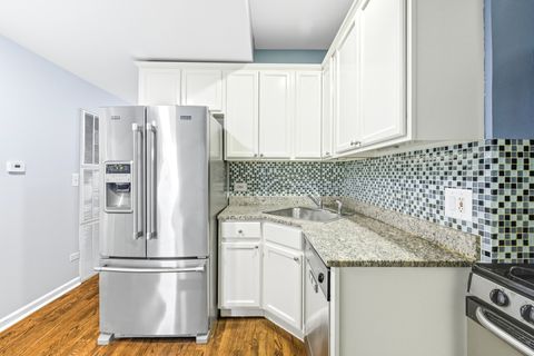 Tiny photo for 6312 N Fairfield Avenue #3B, Chicago, IL 60659 (MLS # 12486601)