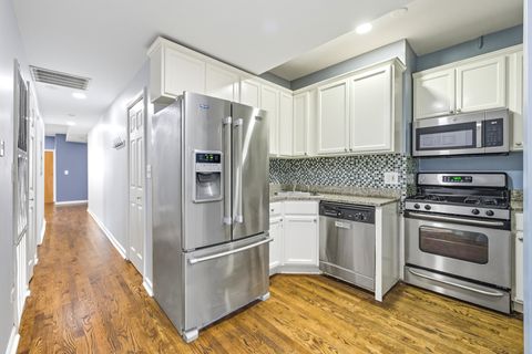 Tiny photo for 6312 N Fairfield Avenue #3B, Chicago, IL 60659 (MLS # 12486601)