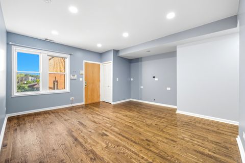 Tiny photo for 6312 N Fairfield Avenue #3B, Chicago, IL 60659 (MLS # 12486601)