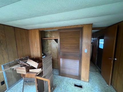 535 W 6th Street